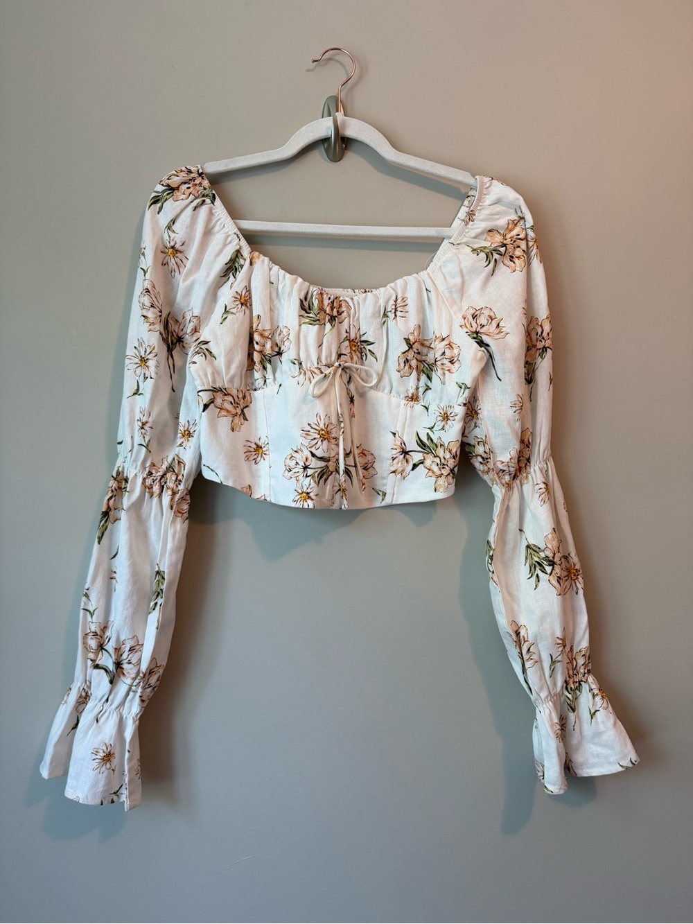 GB Ivory Floral Print Smocked Tie Front Crop Top NWT Sz M Boho Western REN Faire
